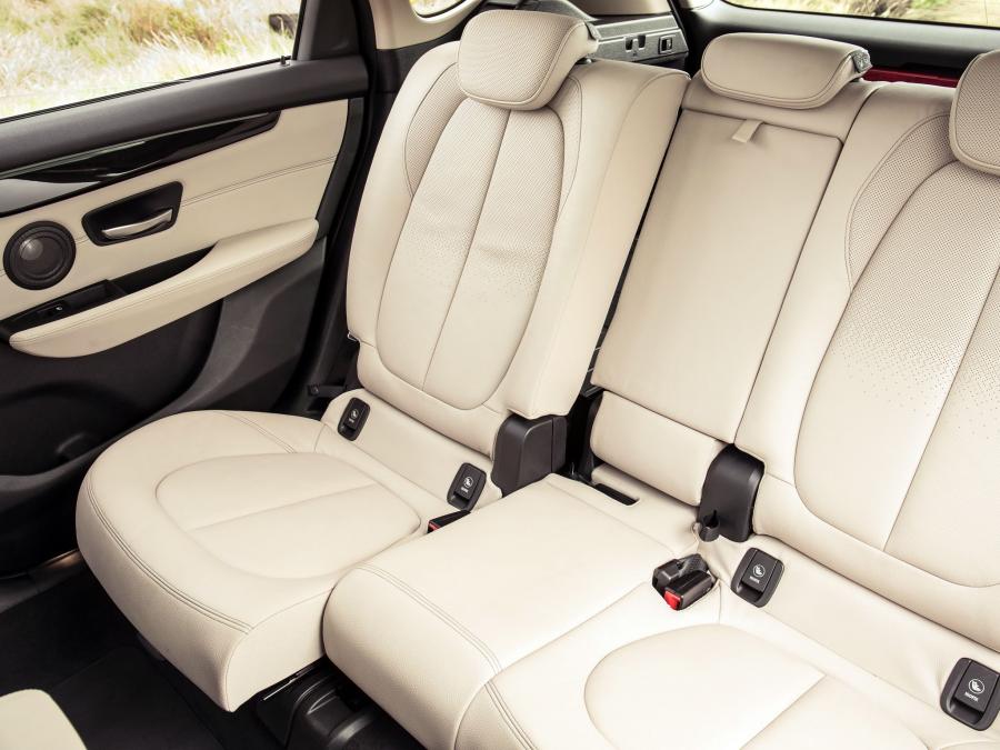  BMW 225i Active Tourer Luxury Line 2014 года  (UK) (фото 5 из 22)